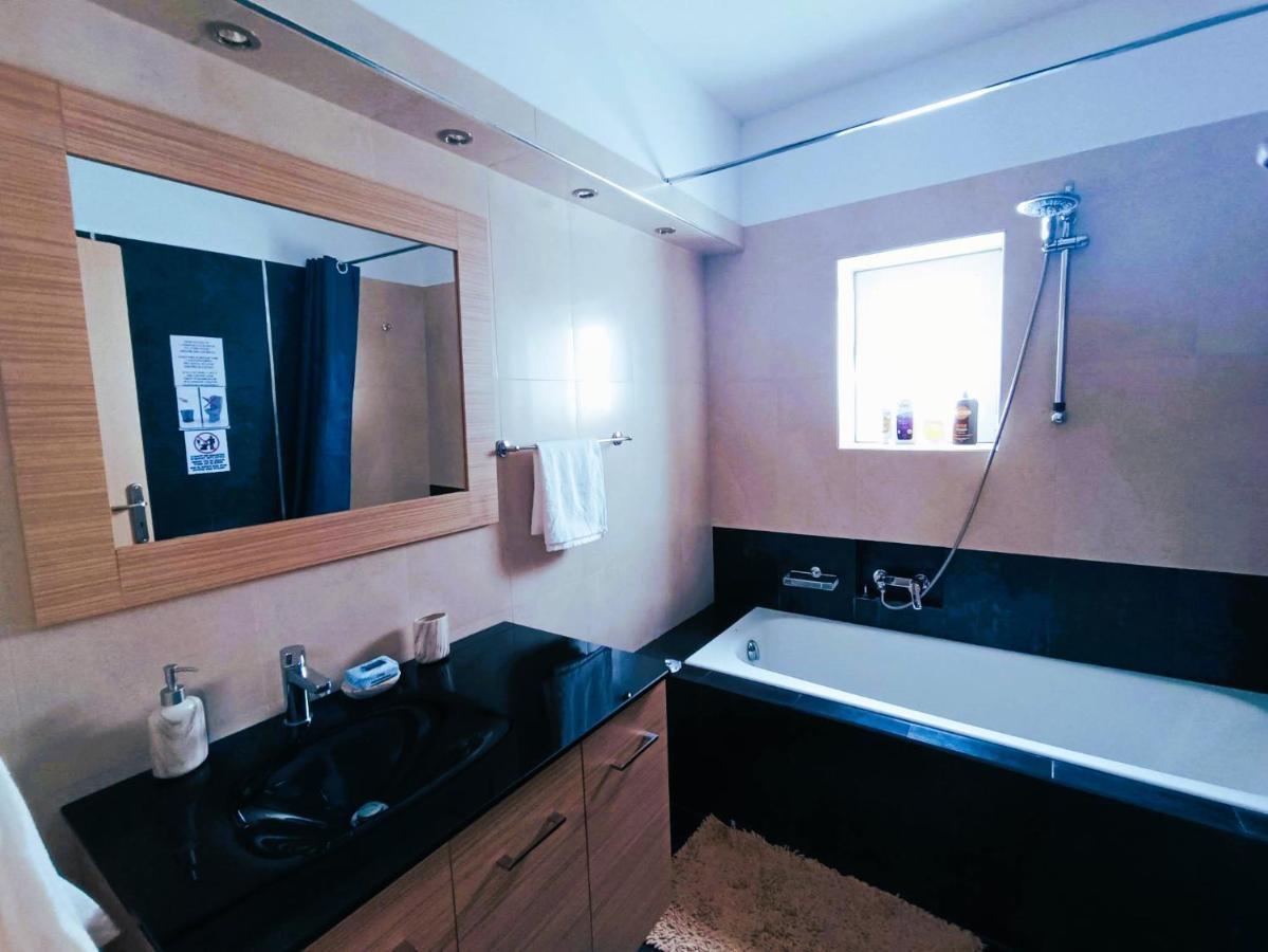Вилла Petros House Artemis - Near The Airport Экстерьер фото